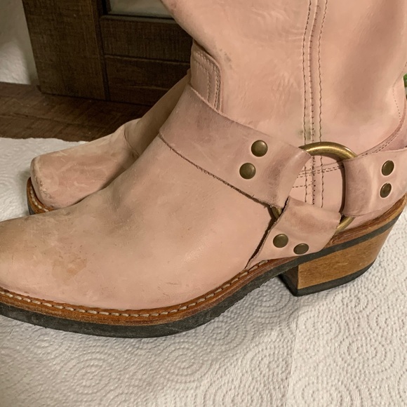 Pink Leather Women's Boots - Picture 4 of 9